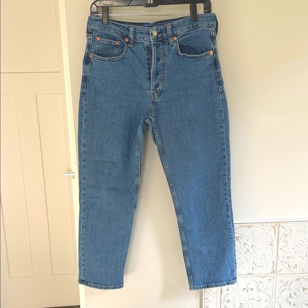 GAP Cheeky Straight High Rise Jeans Blue Wash Button Fly‎ Women Size 29 8S